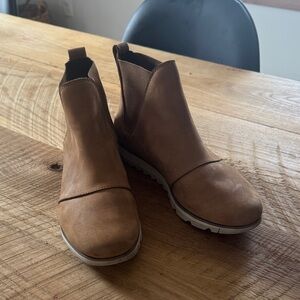 Sorel Tan Ankle Booties